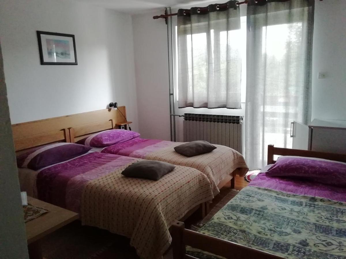 Guest House Raukar Crni Lug Εξωτερικό φωτογραφία